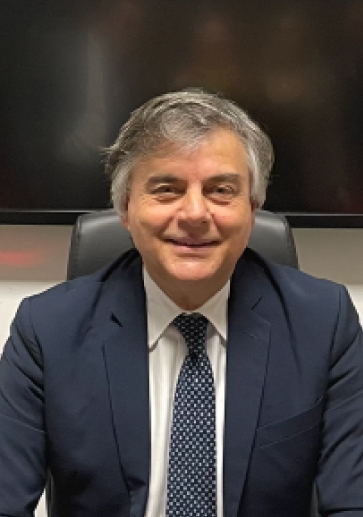 https://www.abruzzoeconomysummit.it/wp-content/uploads/2024/06/di-bartolomeo.jpg